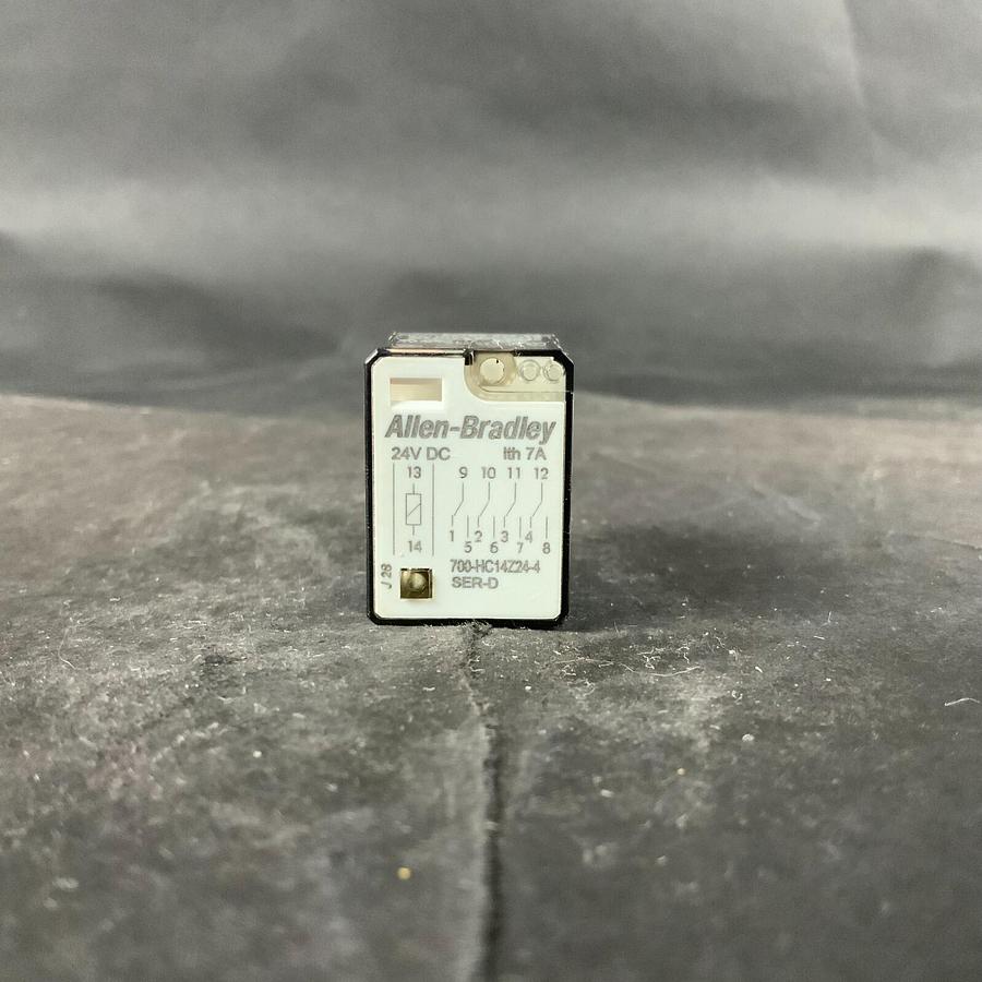 Used ALLEN BRADLEY 700-HC14Z24-4 SER.D RELAY ($10 OBO)