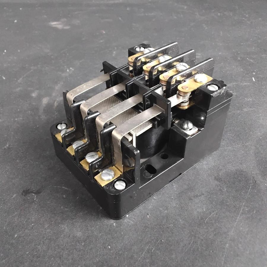 Used GUARDIAN ELECTRIC A410-066716-65 RELAY ($25 OBO)