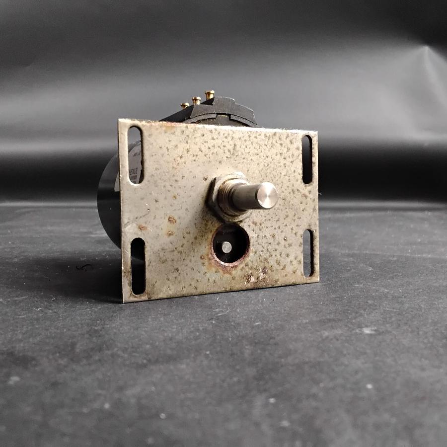 Used AMPHENOL 2201B POTENTIOMETER ($20 OBO)