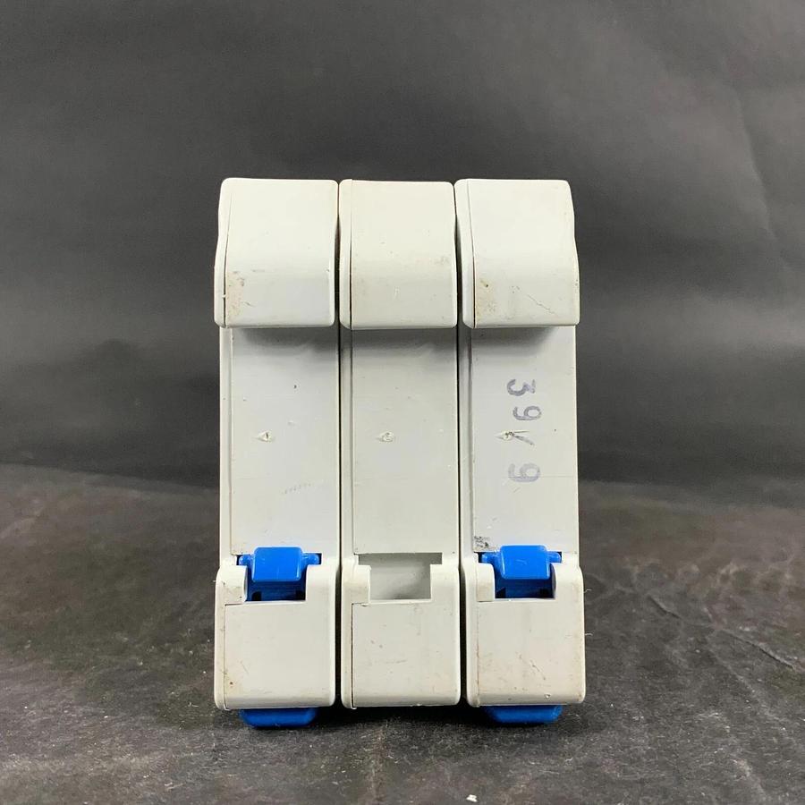 FERRAZ SHAWMUT ULTRASAFE M217522 FUSE HOLDER ($30 OBO)