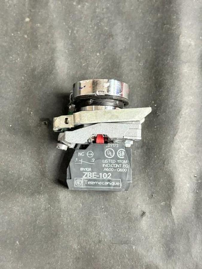 Used TELEMECANIQUE ZBE-102 RED PUSHBUTTON