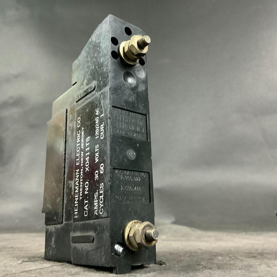Used HEINEMANN ELECTRIC X0411TS CIRCUIT BREAKER ($17 OBO)