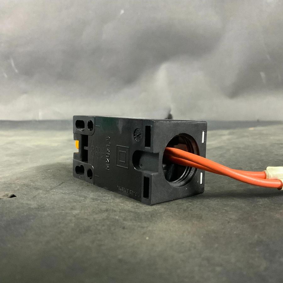 Used SIEMENS 3SE2 200-1C LIMIT SWITCH ($30 OBO)