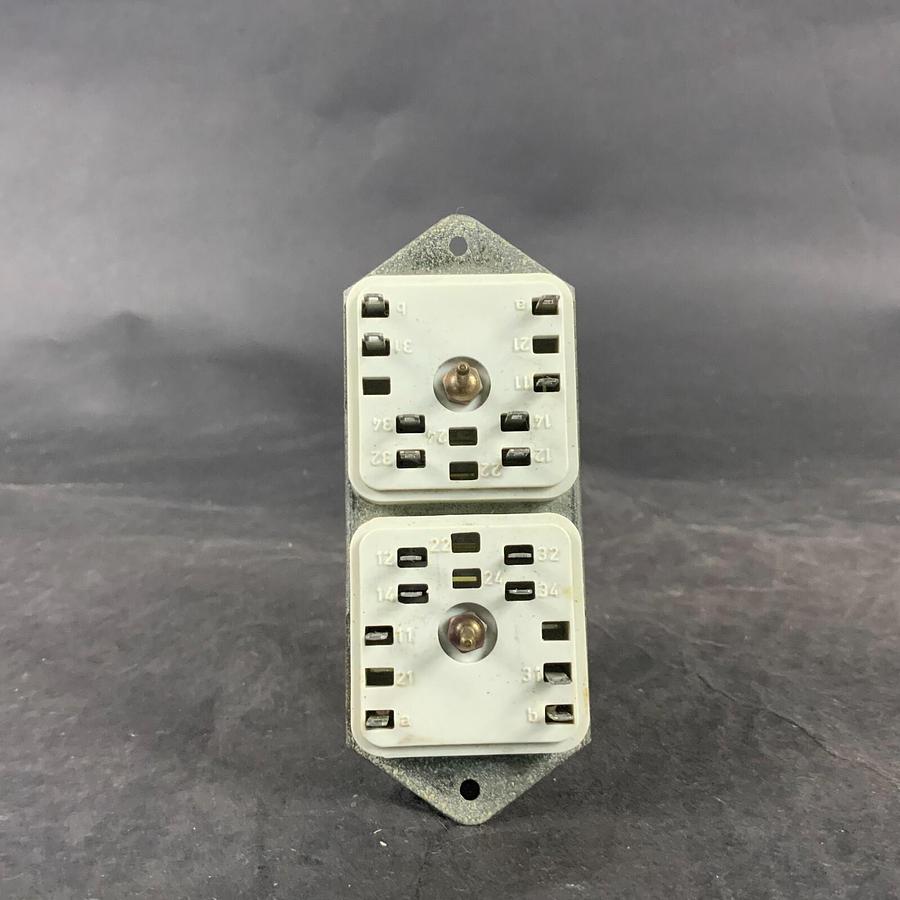 Used KUHNKE AUTOMATION EB4-220V RELAY ($28 OBO)