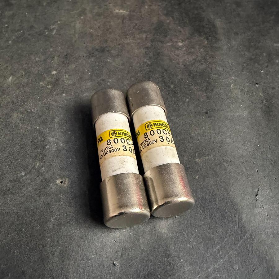 Used HINODE 800CF30 FUSE - SET OF 2