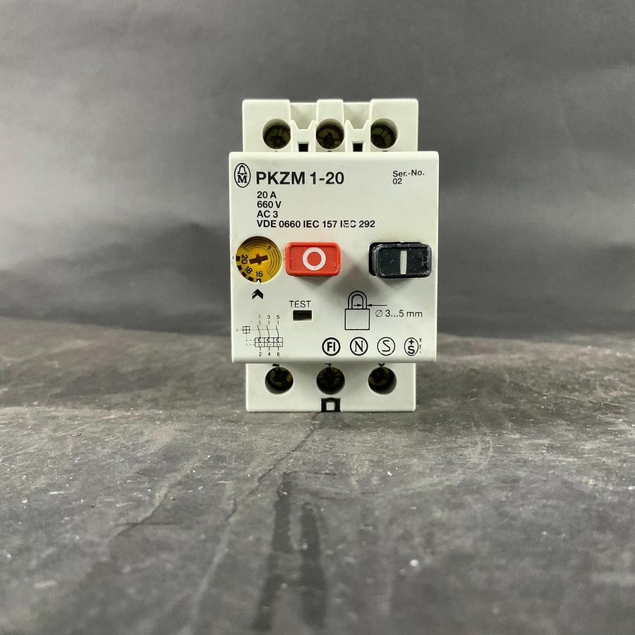 Used MOELLER PKZM1-20 CIRCUIT BREAKER ($50 OBO)