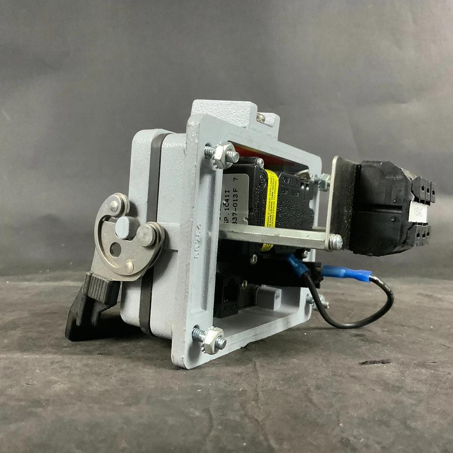 Used ZIP PORT 2P-PGA-32-300 PANEL INTERFACE CONNECTOR ($90 OBO)