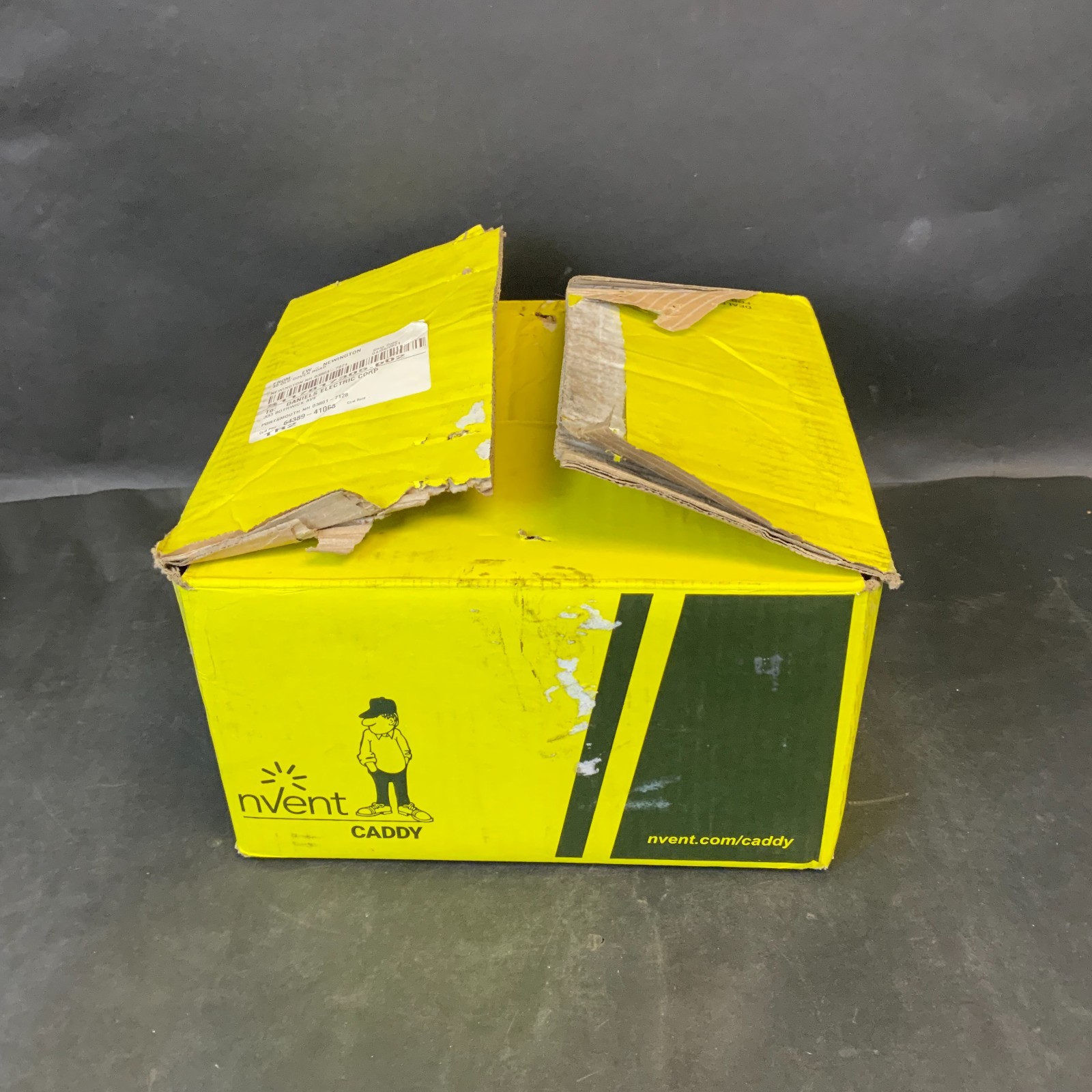Used CADDY 107 1" ONE HOLE WRAPAROUND STRAP - BOX OF 203 ($80 OBO)