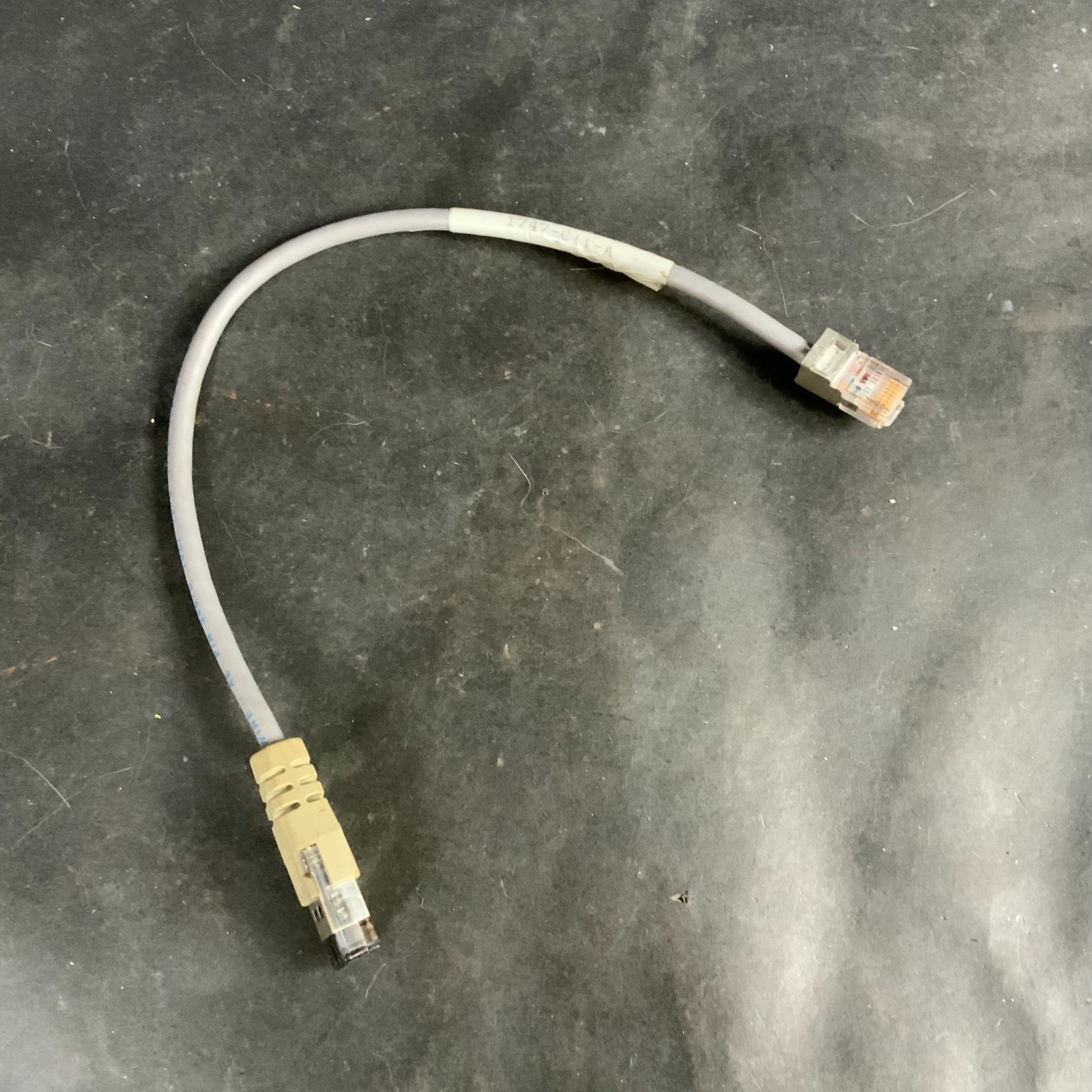 Used ALLEN BRADLEY 1747-C11-A COMMUNICATION CABLE ($10 OBO)