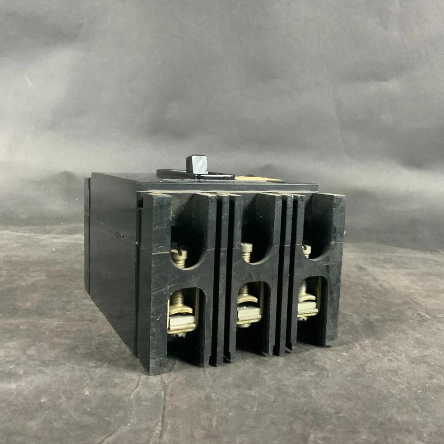 Used WESTINGHOUSE EB3030 CIRCUIT BREAKER ($35 OBO)