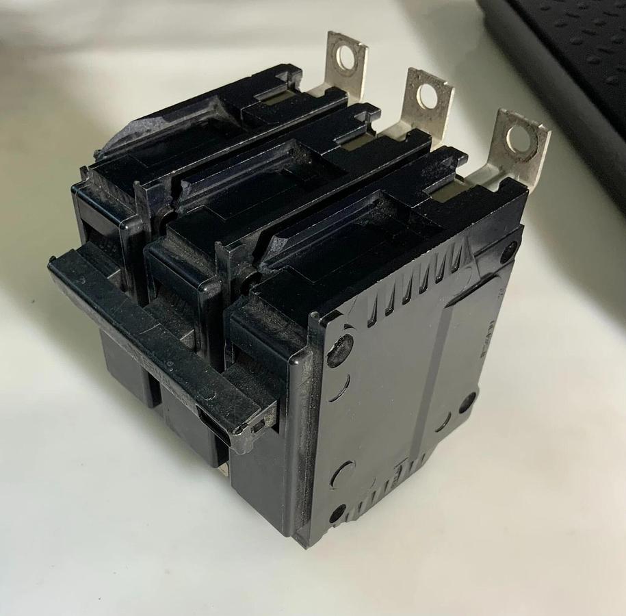 GENERAL ELECTRIC LR 7630 20AMP ($29.99 OBO)