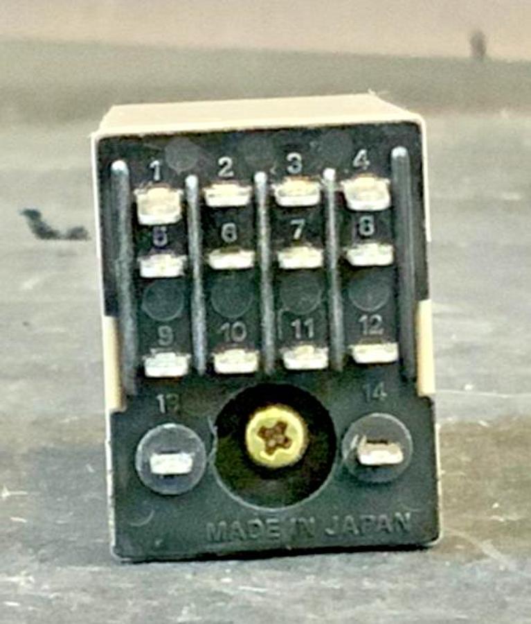Used OMRON H3Y-4 DC24 30S ON DELAY($6 OBO)