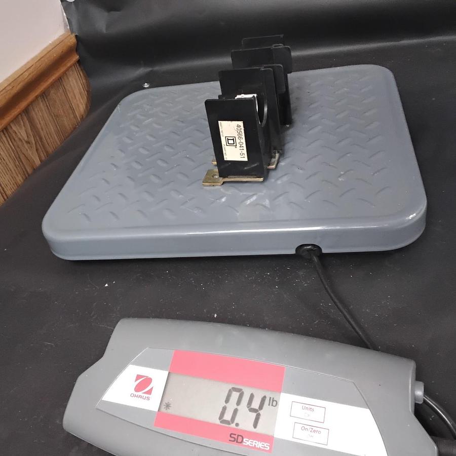 Used SQUARE D 40566-041-51 FUSE BLOCK ($20 OBO)