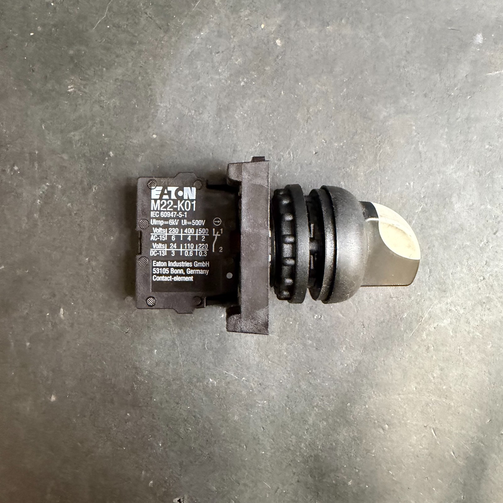 Used EATON M22-K01 SELECTOR SWITCH ($12 OBO)