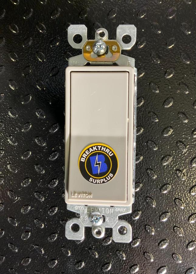 LEVITON DECORA 3 WAY SWITCH - 15A 120/277v ($9.50 OBO)