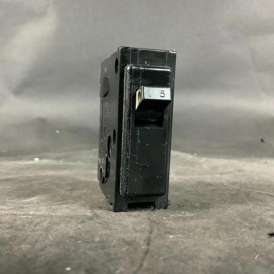 Used ITE TYPE EQ-P CIRCUIT BREAKER ($15 OBO)