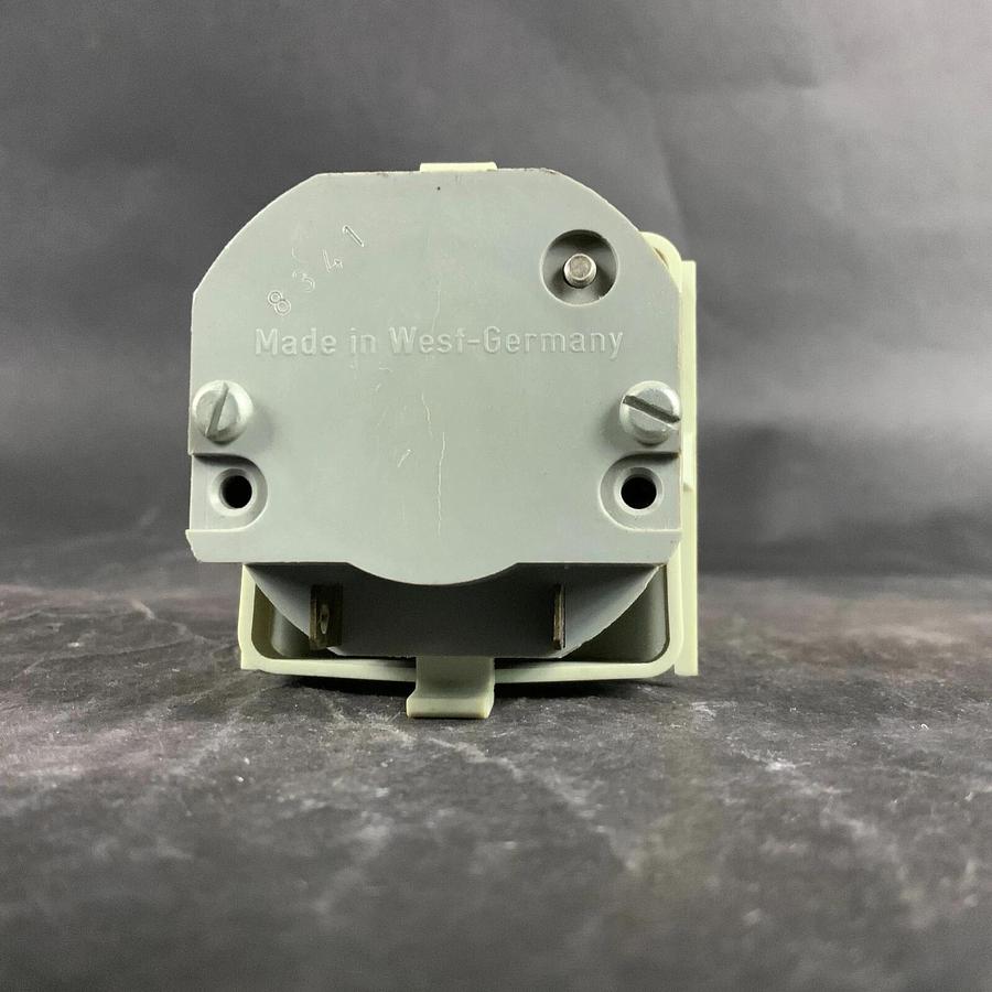 LANDIS & GYR CFB4 TIMER ($20 OBO)