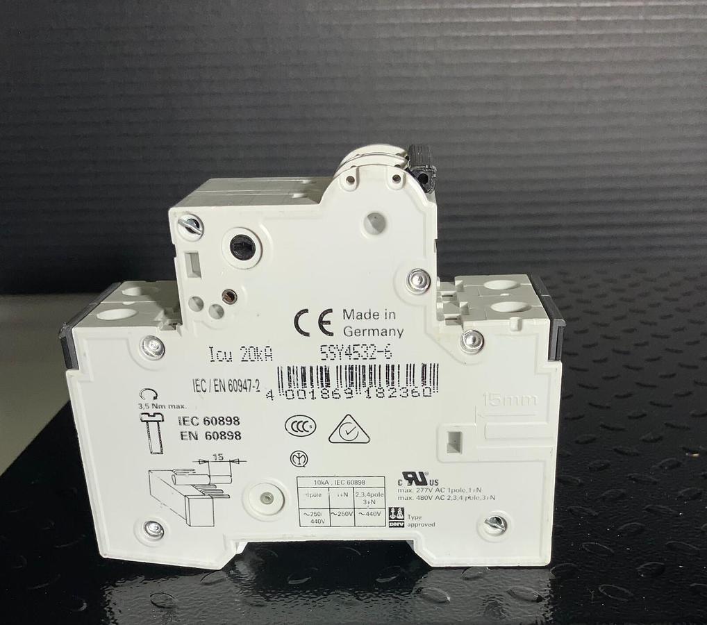 SIEMENS 5SY4532-6 ($89.99/EACH OBO)