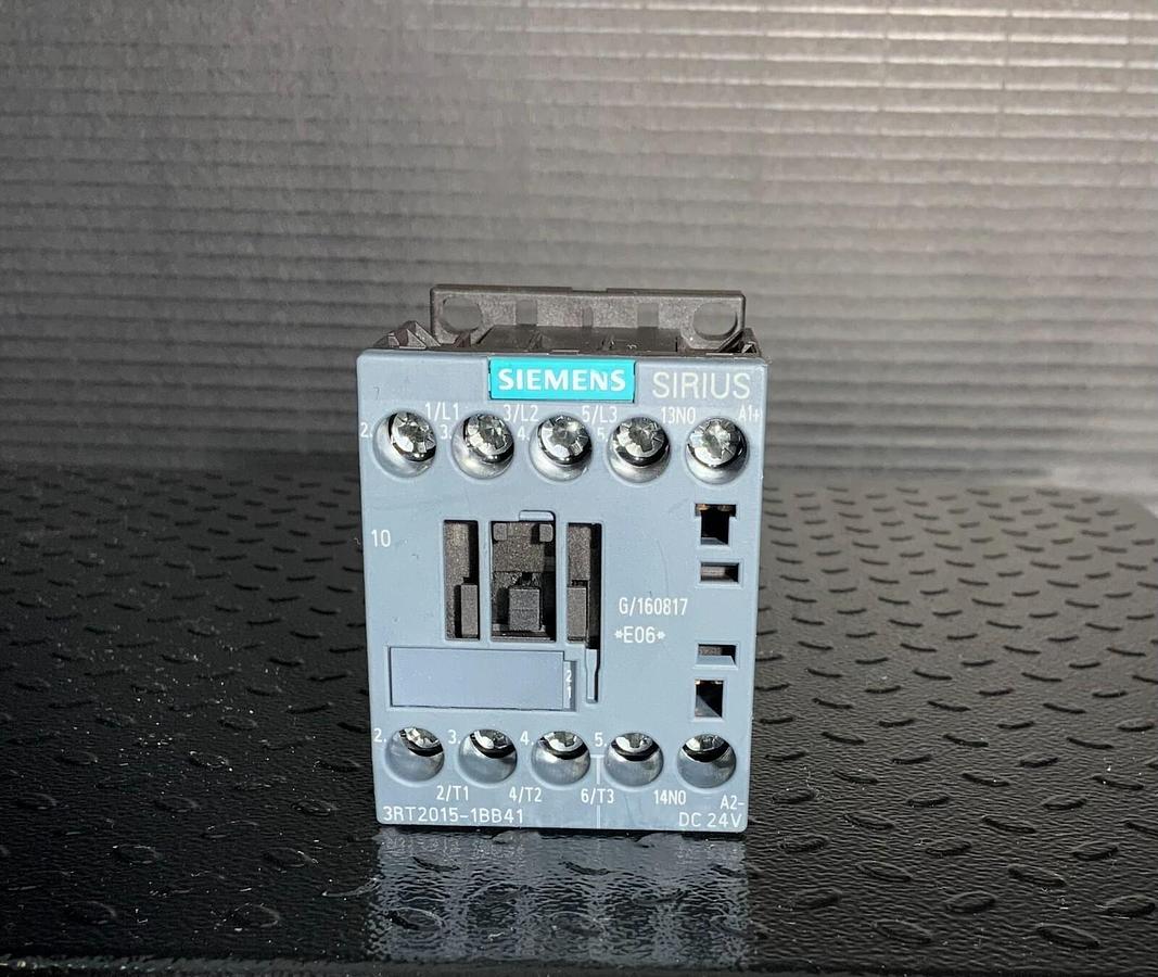SIEMENS 3RT2015-1BB41 ($34.99 OBO)