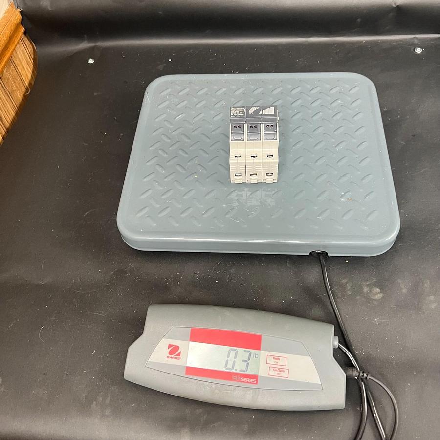 Used ALLEN BRADLEY 1492-FB3C30-L SER B FUSE HOLDER ($30 OBO)