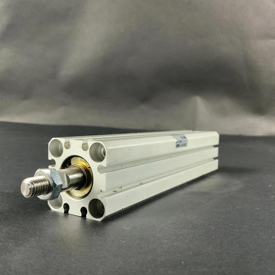 Used SMC CQSB20-125DCM PNEUMATIC CYLINDER ($40 OBO)