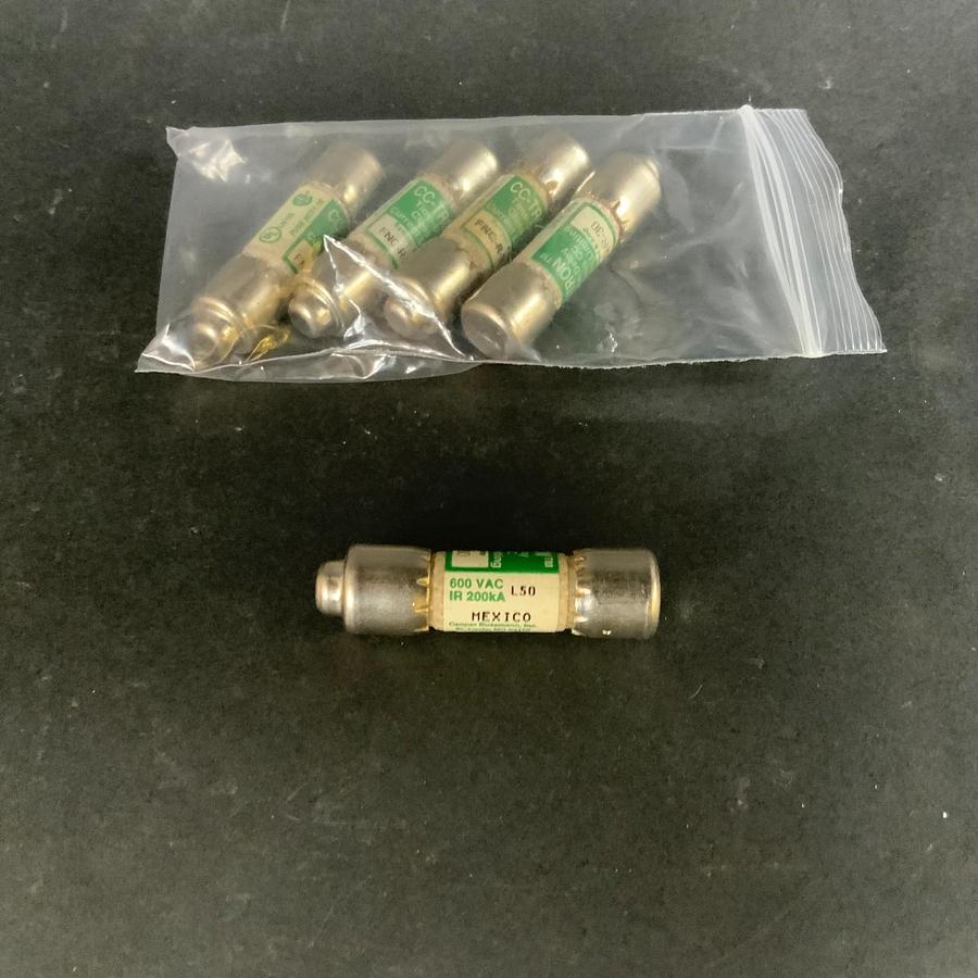 Used BUSSMANN FNQ-R-30 TIME DELAY FUSE - LOT OF 5 ($22.5 OBO)