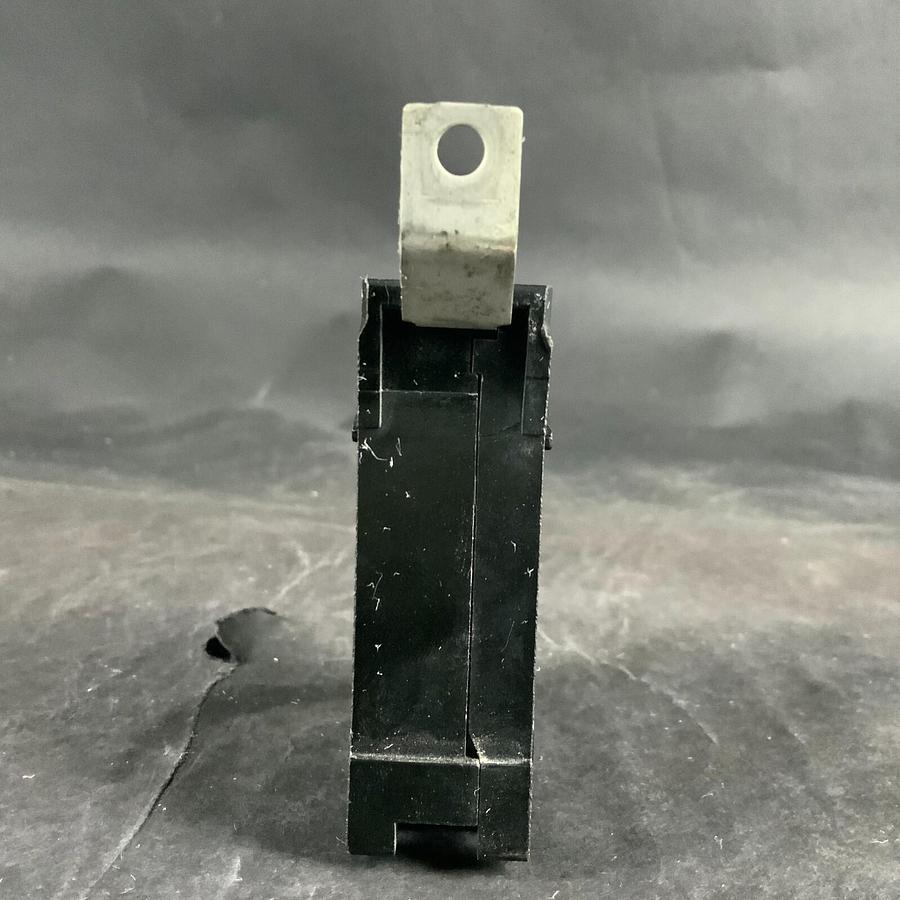 Used SIEMENS ITE NE-7126 CIRCUIT BREAKER ($10 OBO)