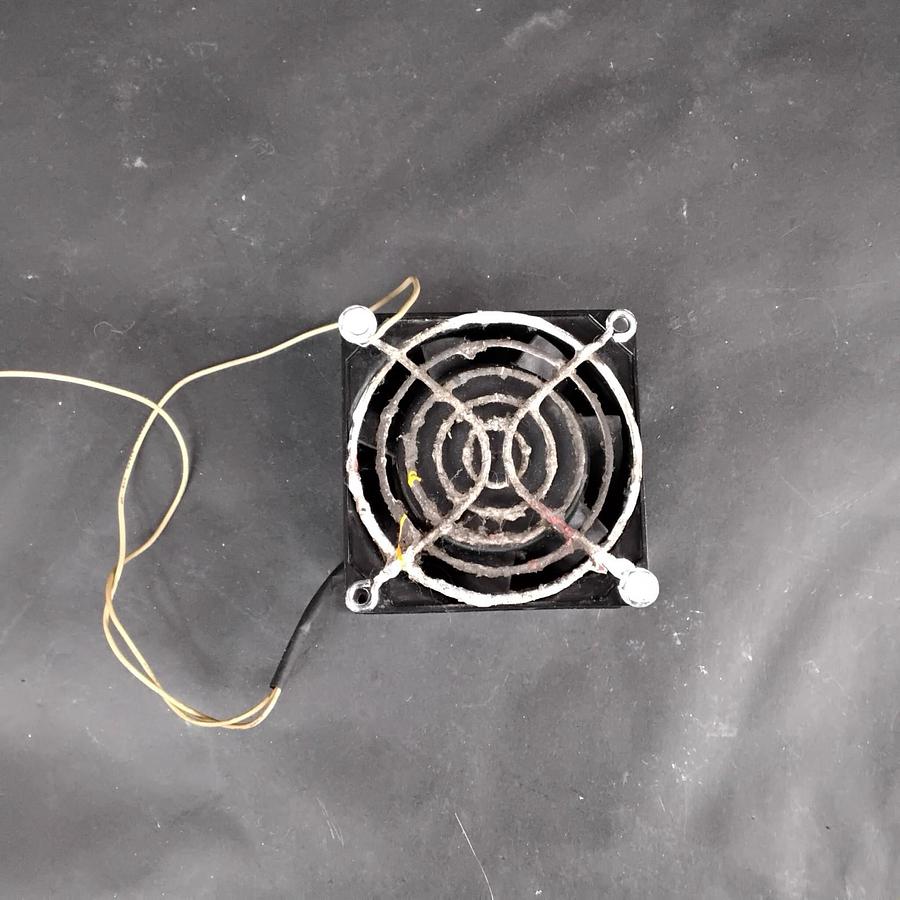 Used DAYTON 4WT40 AC AXIAL FAN ($20 OBO)