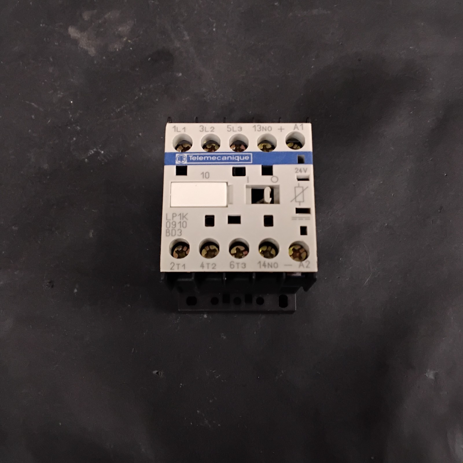 Used TELEMECANIQUE LP1K0910BD3 CONTACTOR ($25 OBO)
