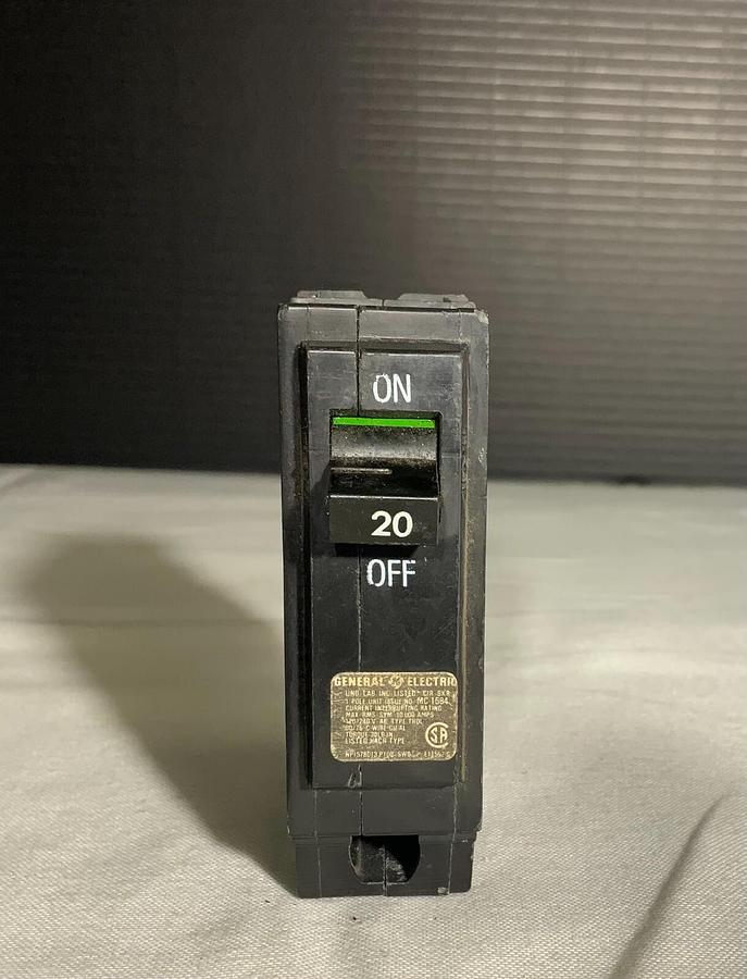 Used GENERAL ELECTRIC NP1578013P100 (20A) ($19.99/EACH OBO)