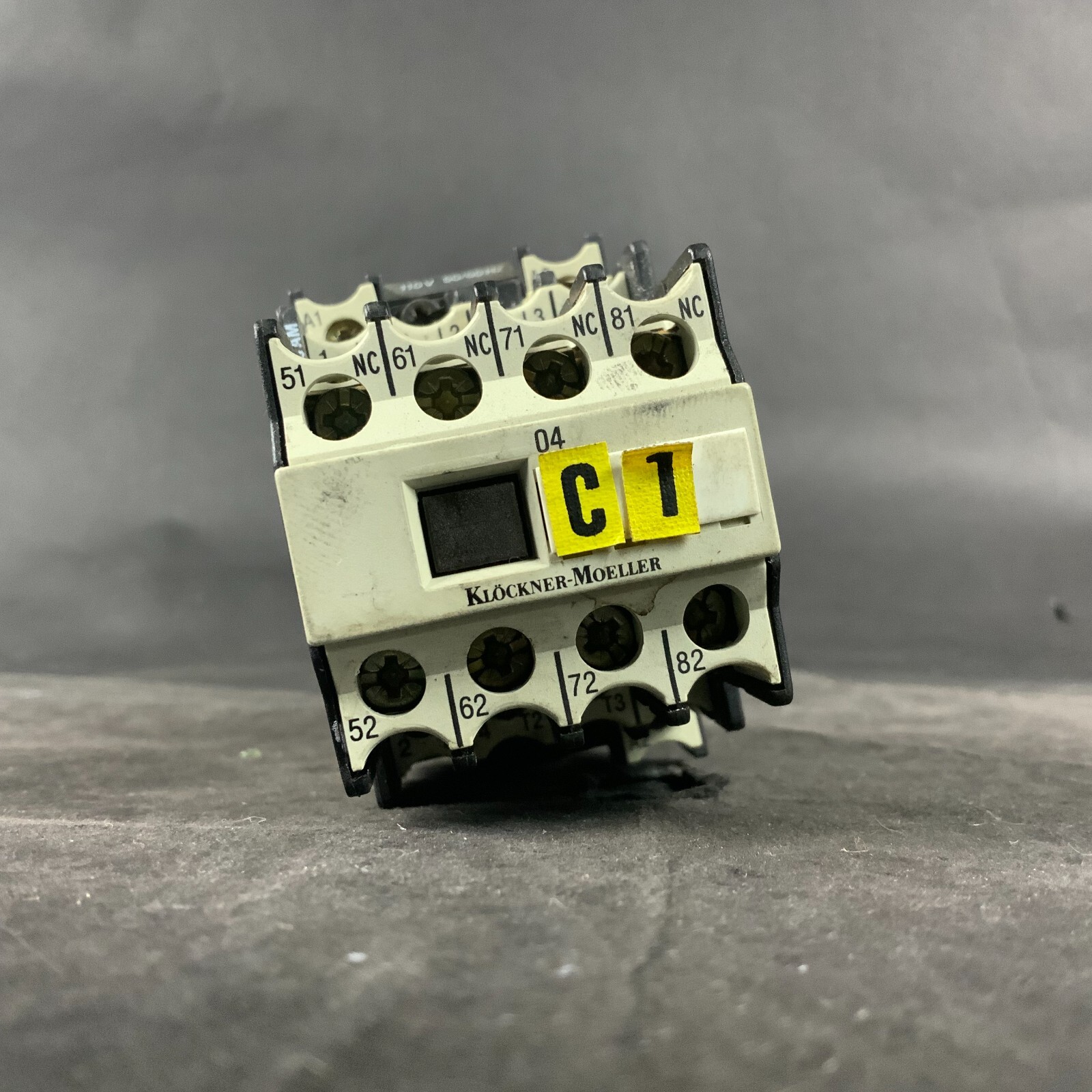 Used KLOCKNER MOELLER DIL00AM-10 W/ 22 DIL CONTACTOR ($45 OBO)