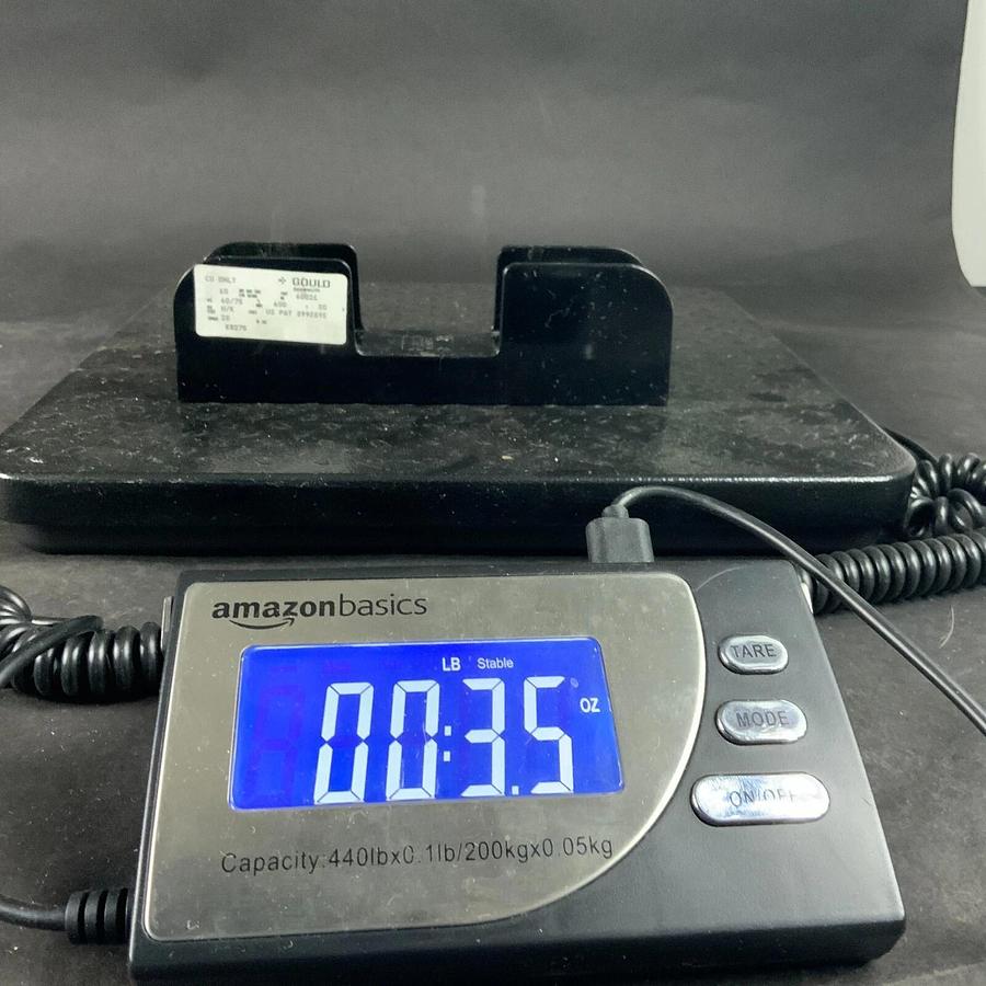 FERRAZ SHAWMUT 60321 FUSE BLOCK ($12 OBO)