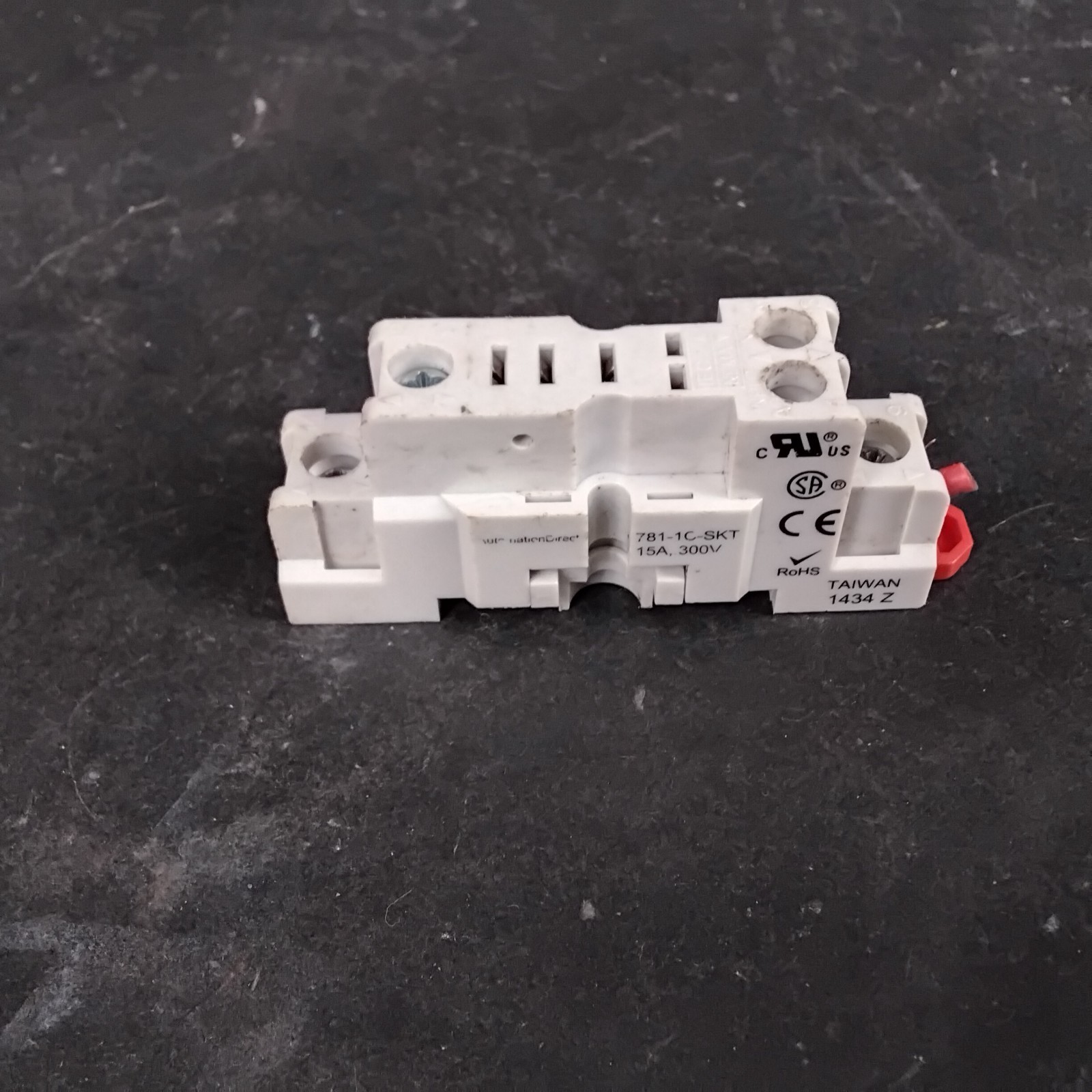 Used AUTOMATIONDIRECT 781-1C-SKT RELAY SOCKET ($5 OBO)