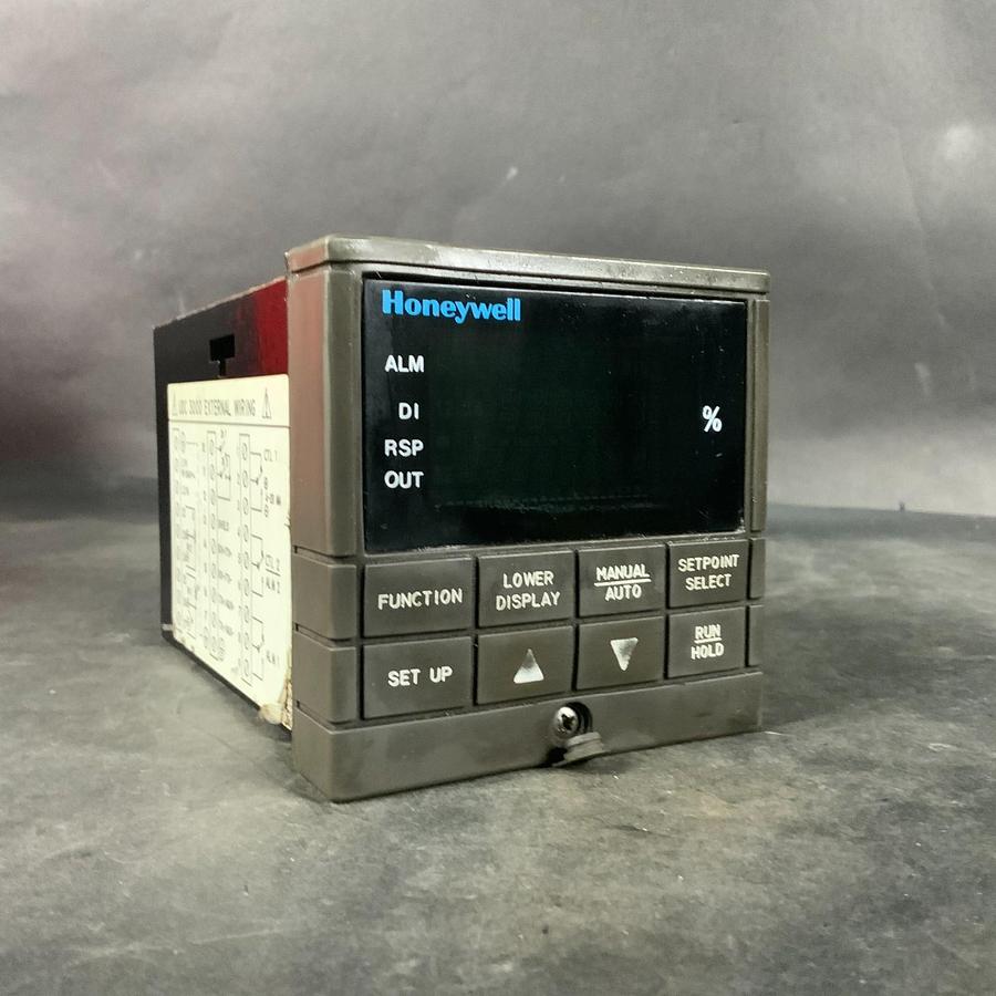 Used HONEYWELL UDC3000 VERSA-PRO DIGITAL CONTROLLER ($130 OBO)