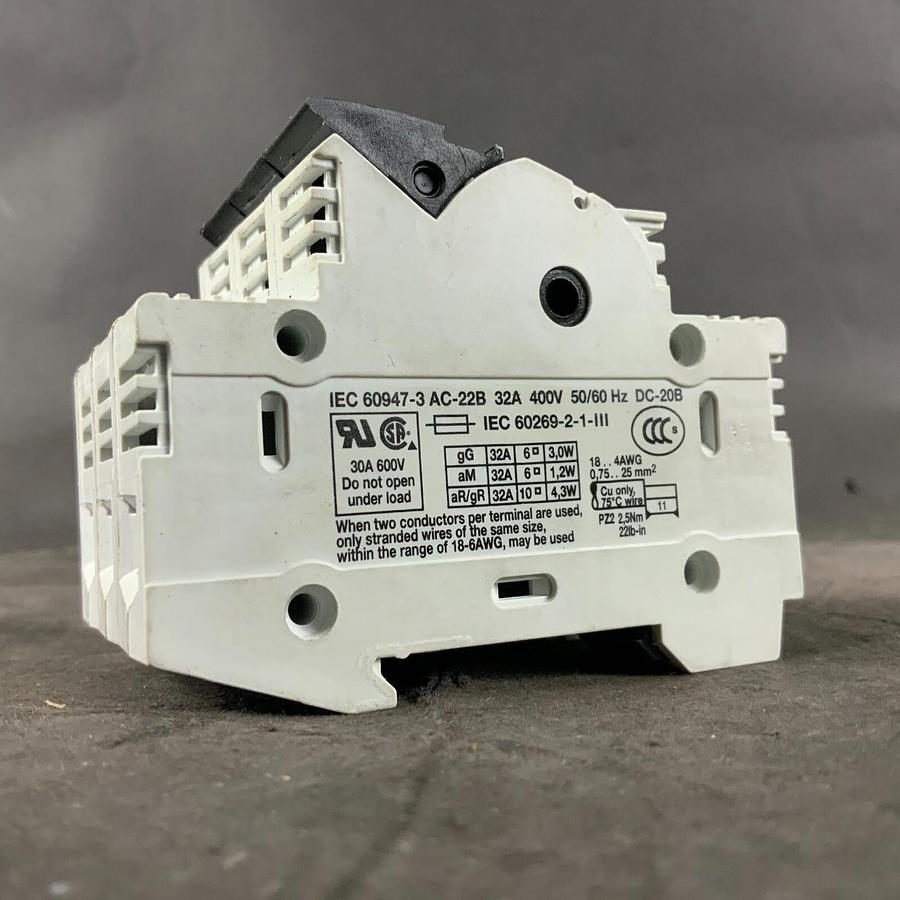 Used SIEMENS 3NC1093 ISOLATING SWITCH ($25 OBO)
