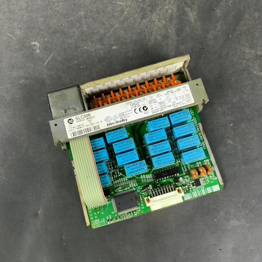 Used ALLEN BRADLEY 1746-OW16 SER C OUTPUT MODULE ($30 OBO)
