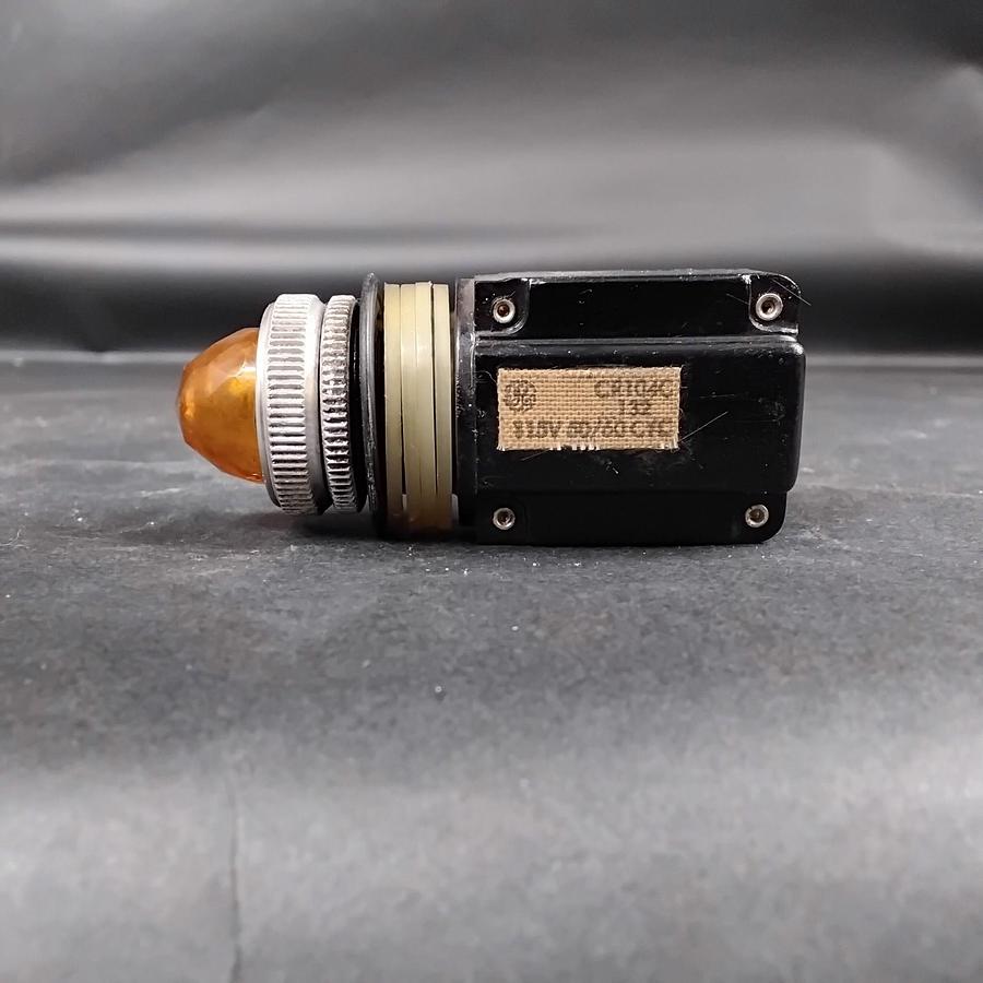 Used GENERAL ELECTRIC CR104C132 ORANGE ILLUMINATED PILOT LIGHT ($10 OBO)