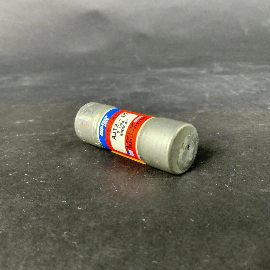 Used FERRAZ SHAWMUT AJT2-1/2 FUSE ($6 OBO)