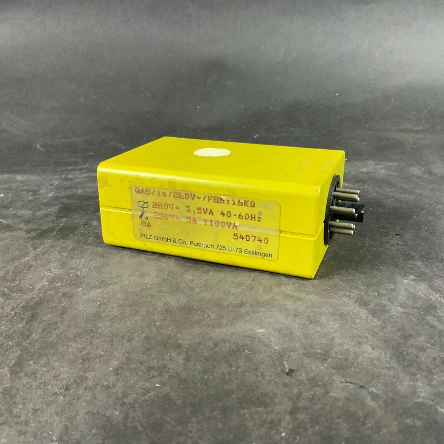 Used PILZ QAS-1S-220V-FBM16KΩ TIME DELAY RELAY ($20 OBO)