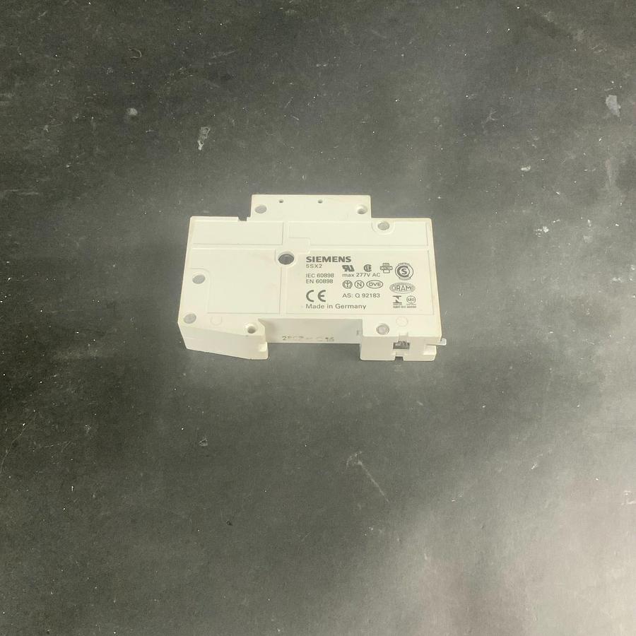 Used SIEMENS 5SX21 C16 CIRCUIT BREAKER