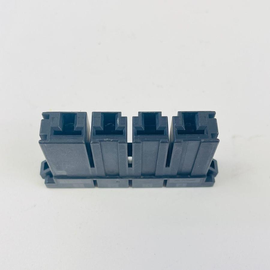 Used TE CONNECTIVITY AMP 1-179958-4 D-5 X 4-POS RECEPTACLE HOUSING 11-PCS