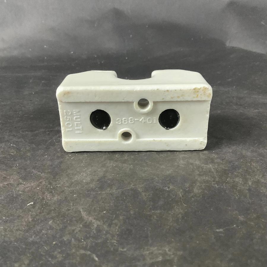 Used THOMAS & BETTS 388-401 FUSE HOLDER ($8 OBO)