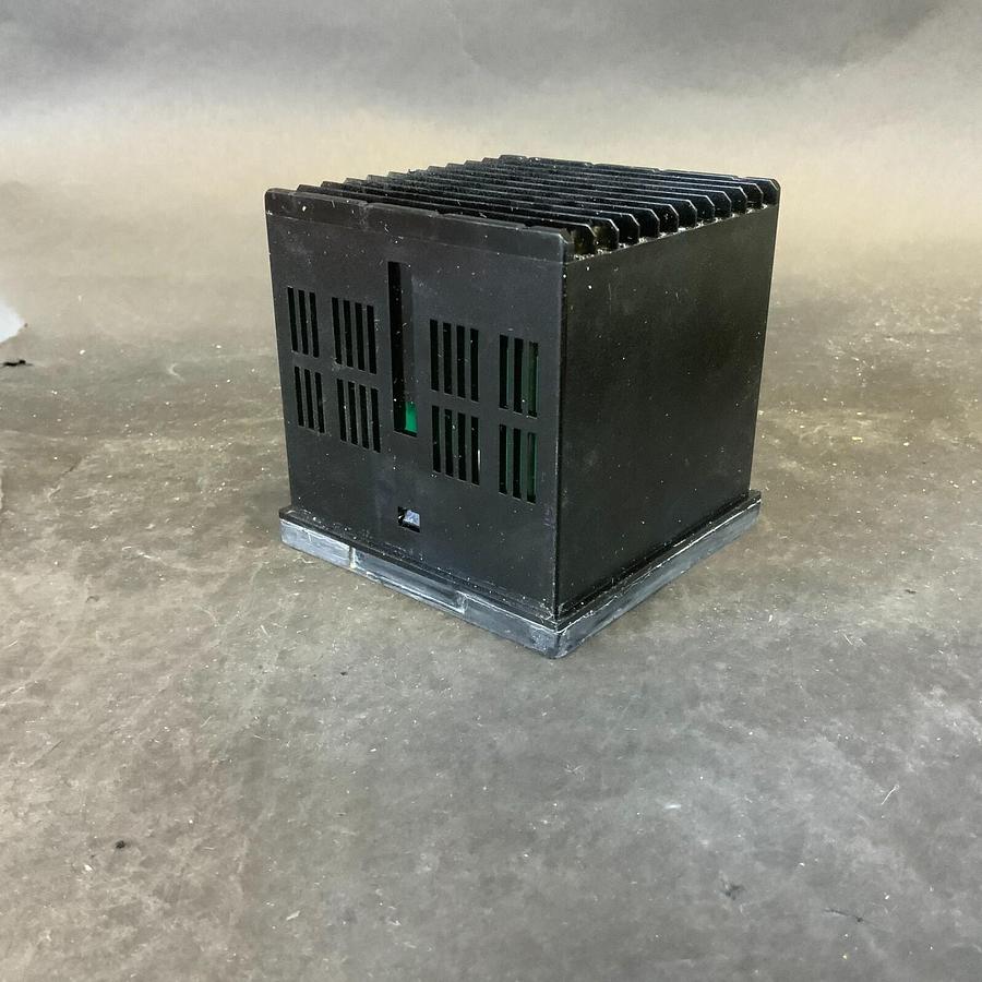 Used INVENSYS MAQ3-003 00-000-0 TEMPERATURE CONTROLLER ($90 OBO)