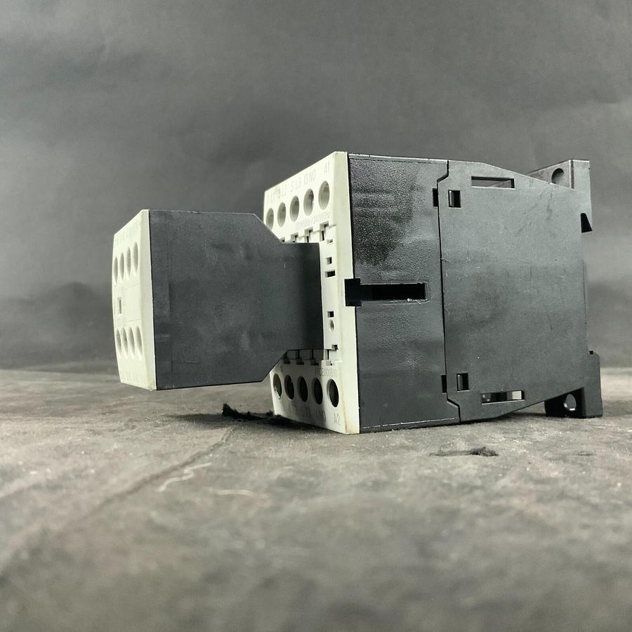 Used KLOCKNER MOELLER DIL M9-10 W/ DIL M32-XI22 CONTACTOR ($50 OBO)
