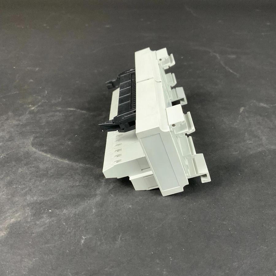 AUTOMATION DIRECT ZL-CM40 CONNECTOR MODULE - NEW ($20 OBO)