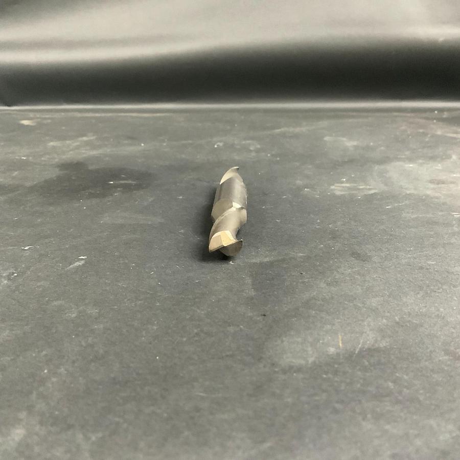 Used PUTNAM 9/16” HSS 2-FLUTE DOUBLE END MILL ($15 OBO)
