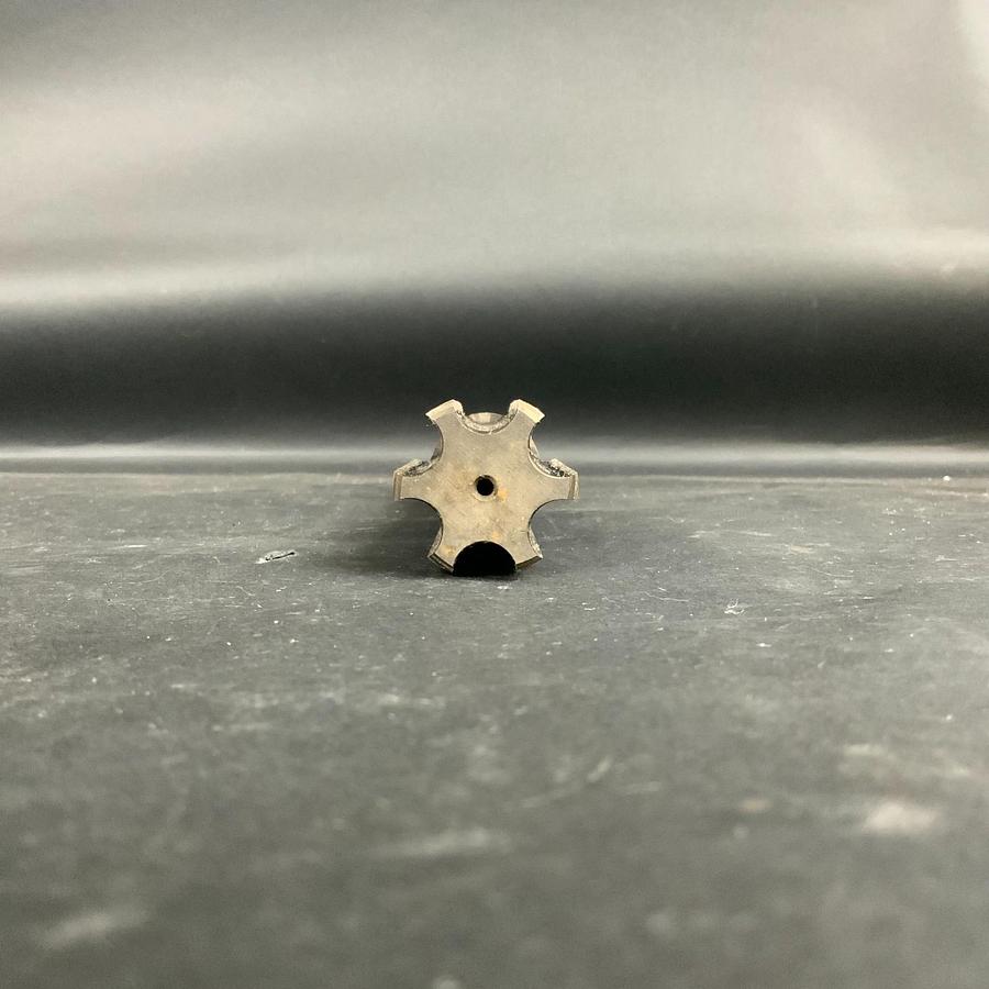 Used REIFF & NESTOR 016 1-1/4”-12 NF 6-FLUTE HSG H4 BOTTOMING TAP ($45 OBO)