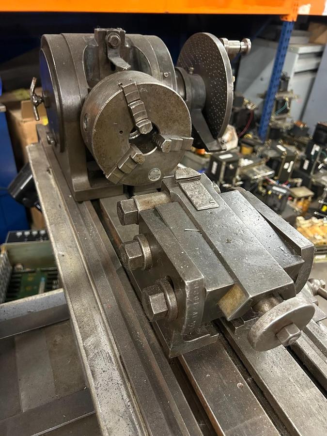 Used Bridgeport Vertical Mill - JB30928 - Series I - 9"x42" Table