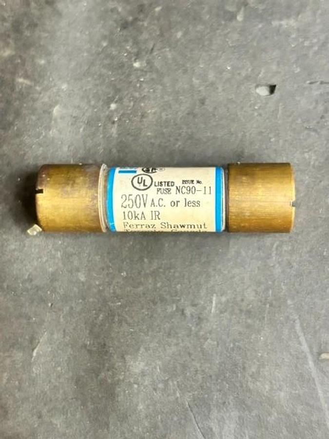 Used FERRAZ SHAWMUT RF10 FUSE