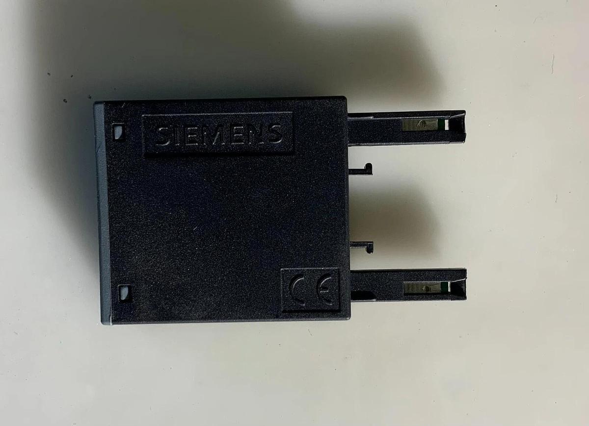 Used SIEMENS 3RT2916-1BB00 ($9.99/EACH OBO)